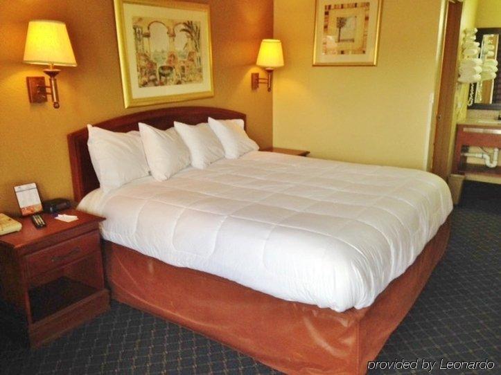 Americas Best Value Inn - Monroeville Exteriér fotografie