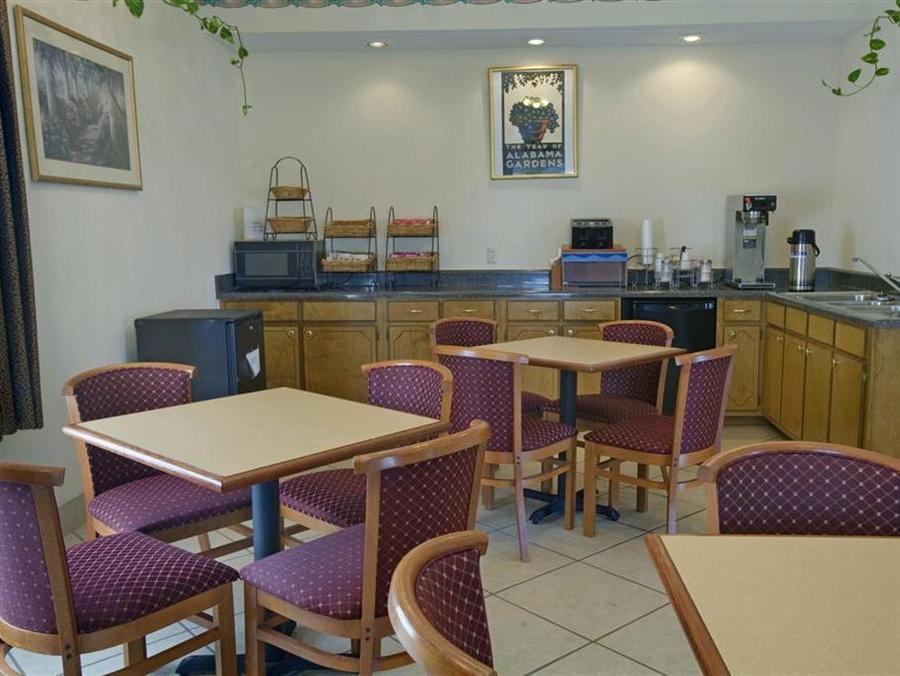 Americas Best Value Inn - Monroeville Exteriér fotografie